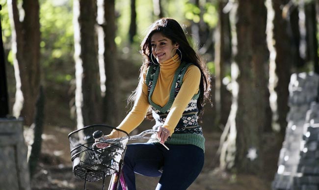 रणबीर-प्रियंका की 'बर्फी' सिनेमाघरों में हुई रिलीज | प्रोमो जारी