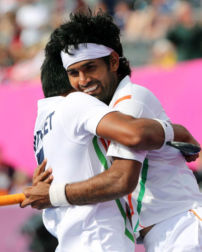 गगन ने चूमा 'गगन', मुक्केबाजी- हॉकी में मिली हार