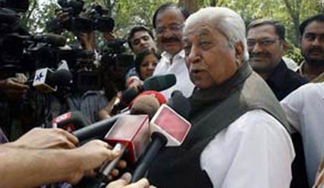 09 जुलाई 2012: तस्वीरों में दिनभर की बड़ी खबरें | पढ़ें