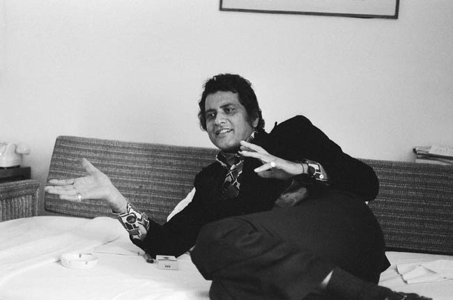 बॉलीवुड के 'भारत कुमार' को जन्‍मदिन मुबारक...