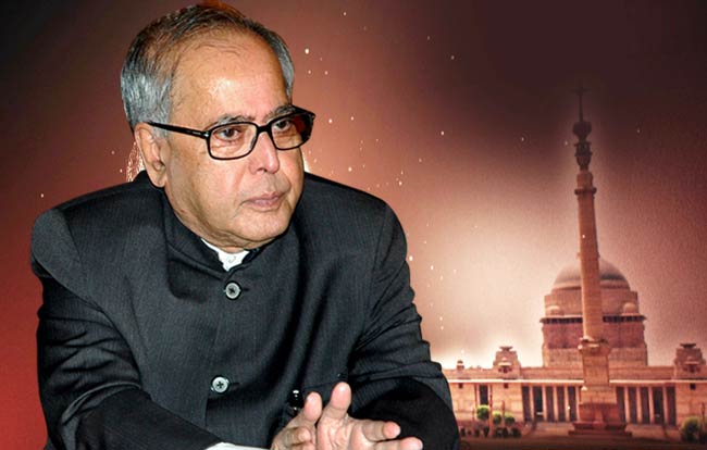 13वें राष्ट्रपति प्रणब मुखर्जी ने ली शपथ
