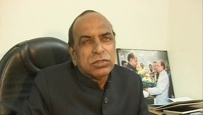 21 जुलाई 2012: तस्वीरों में दिनभर की बड़ी खबरें | पढ़ें