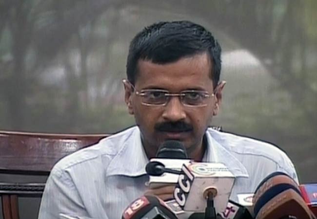 24 जुलाई 2012: तस्वीरों में दिनभर की अहम खबरें | पढ़ें