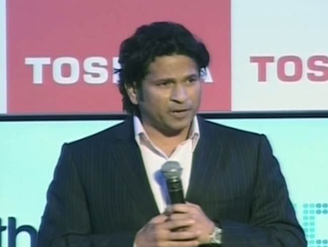 26 जुलाई 2012: तस्वीरों में दिनभर की अहम खबरें | पढ़ें