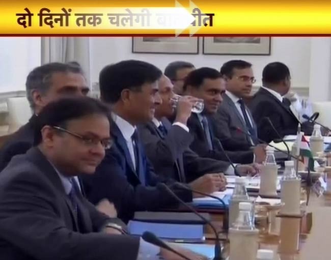 04 जुलाई, 2012: तस्‍वीरों में दिनभर की अहम खबरें | पढ़ें