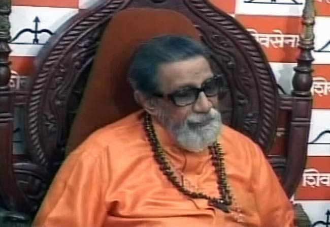 24 जुलाई 2012: तस्वीरों में दिनभर की अहम खबरें | पढ़ें