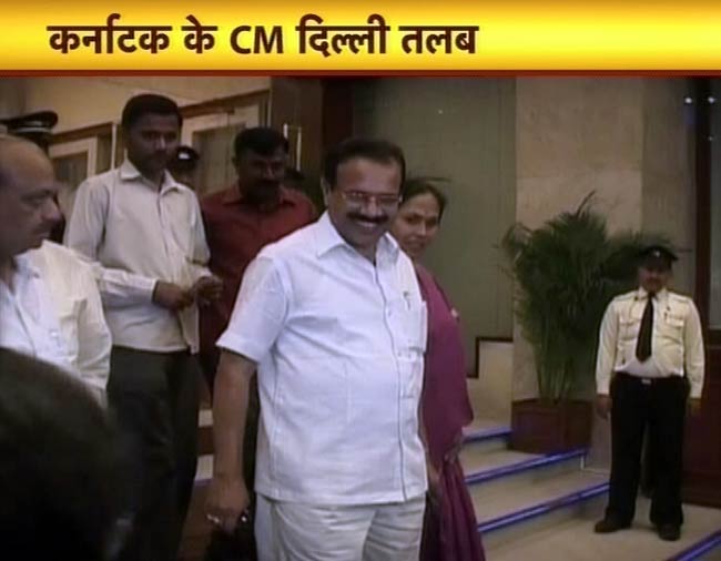 01 जुलाई, 2012: तस्‍वीरों में दिनभर की अहम खबरें | पढ़ें