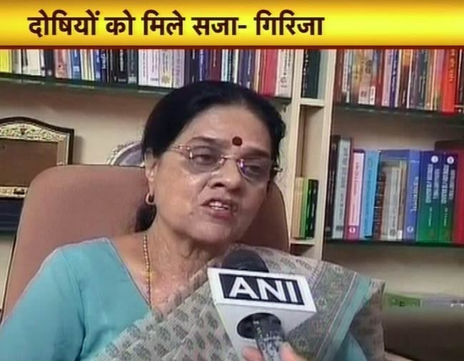 13 जुलाई 2012: तस्वीरों में दिनभर की बड़ी खबरें | पढ़ें