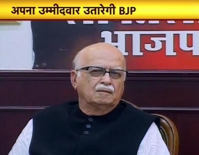 15 जुलाई 2012: तस्वीरों में दिनभर की बड़ी खबरें | पढ़ें