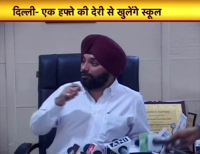 01 जुलाई, 2012: तस्‍वीरों में दिनभर की अहम खबरें | पढ़ें