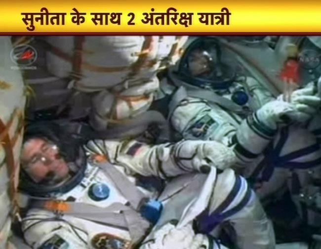 15 जुलाई 2012: तस्वीरों में दिनभर की बड़ी खबरें | पढ़ें