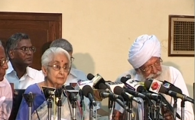 19 जुलाई 2012: तस्‍वीरों में दिनभर की अहम खबरें  | पढ़ें