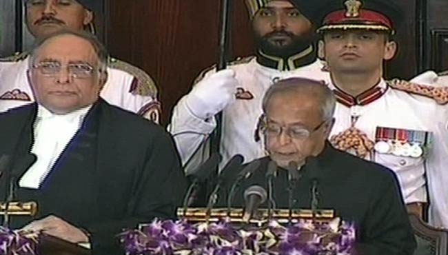 13वें राष्ट्रपति प्रणब मुखर्जी ने ली शपथ