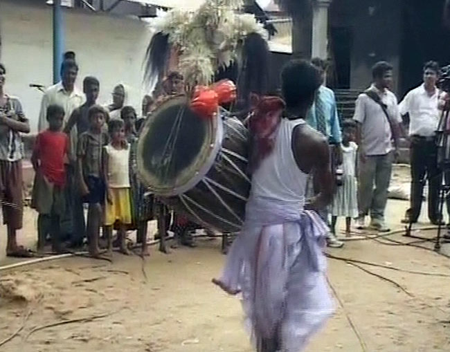 प्रणब दा जीते, खुशी में झूम उठे समर्थक