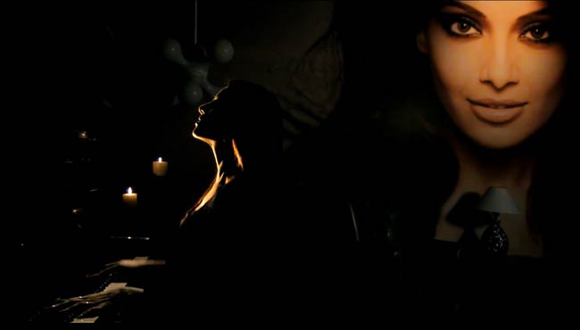 राज 3: ज्यादा प्यार, ज्यादा वासना और ज्यादा डर | बिपाशा