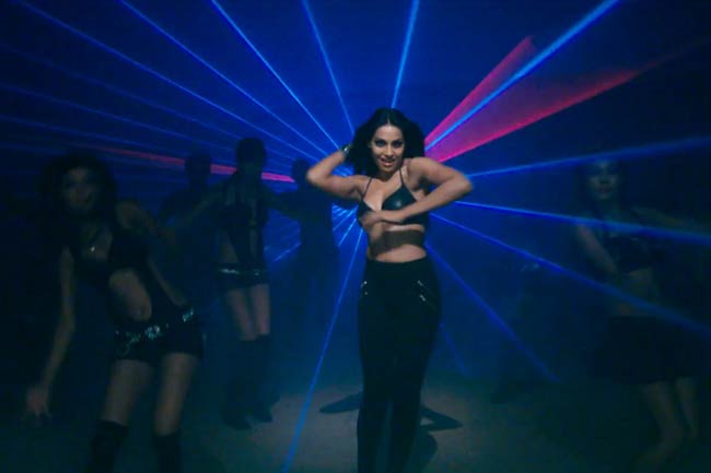 राज 3: ज्यादा प्यार, ज्यादा वासना और ज्यादा डर | बिपाशा