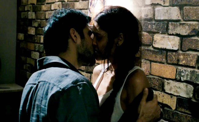 राज 3: ज्यादा प्यार, ज्यादा वासना और ज्यादा डर | बिपाशा