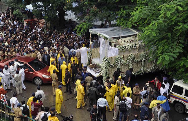 राजेश खन्ना का अंतिम सफर | अनदेखी तस्वीरें