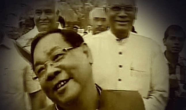 22 जुलाई 2012: तस्वीरों में दिनभर की बड़ी खबरें | पढ़ें