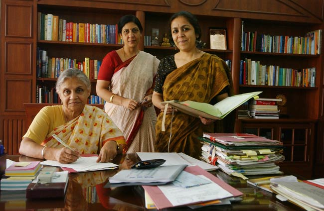 तस्‍वीरों में जानिए कौन हैं शीला दीक्षित