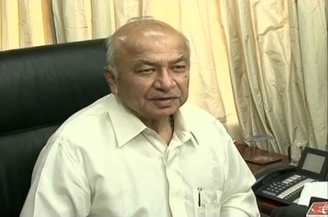 20 जुलाई 2012: तस्वीरों में दिनभर की बड़ी खबरें | पढ़ें