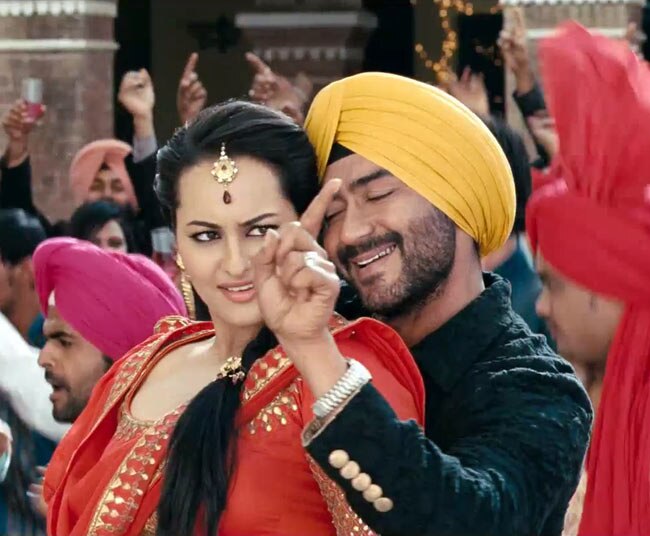 'सन ऑफ सरदार' में सोनाक्षी का जलवा | 2011 की हिट फिल्‍में