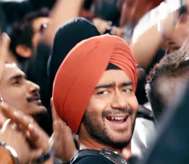 'सन ऑफ सरदार' में सोनाक्षी का जलवा | 2011 की हिट फिल्‍में