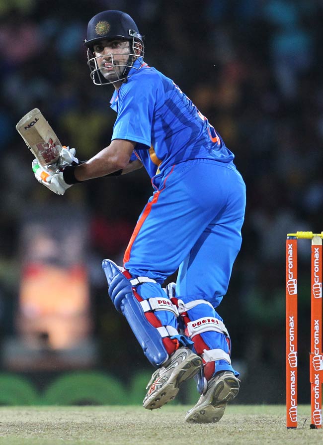 गंभीर, रैना के तूफान में उड़ा श्रीलंका