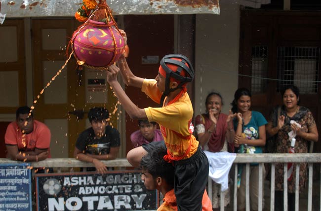 तस्‍वीरों में बीते सप्‍ताह की बहुचर्चित खबरें