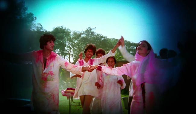 बॉलीवुड में छाया है यश चोपड़ा के 'रोमांस' का जादू