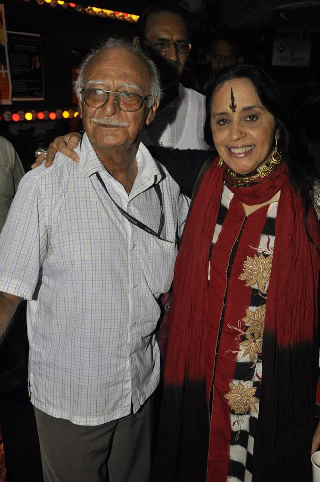 हंगल की प्रार्थना सभा से बॉलीवुड के बड़े नाम नदारद