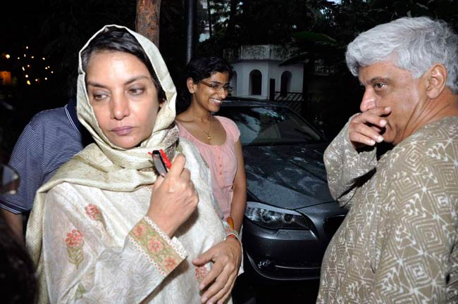 हंगल की प्रार्थना सभा से बॉलीवुड के बड़े नाम नदारद