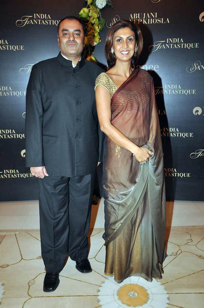 मुकेश अंबानी की पार्टी में बॉलीवुड का जलवा | रैंप पर बिग बी