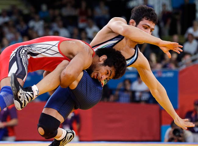 अमित और नरसिंह यादव दोनों ने किया निराश