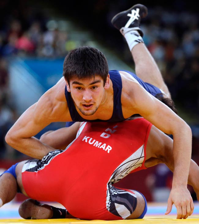 अमित और नरसिंह यादव दोनों ने किया निराश