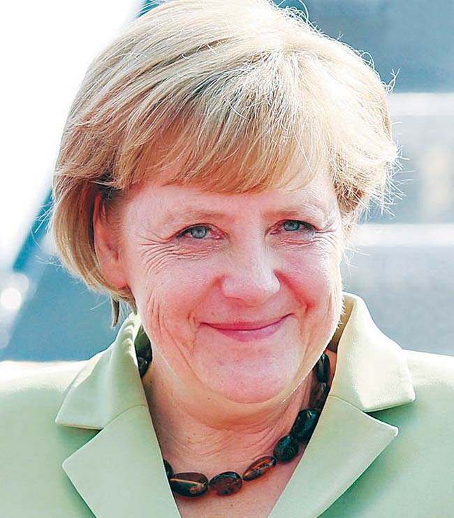 ताकतवर महिलाओं की सूची में छठे नंबर पर सोनिया गांधी