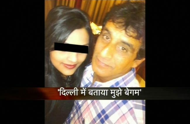 पाकिस्तानी अंपायर असद रउफ का मॉडल कनेक्‍शन