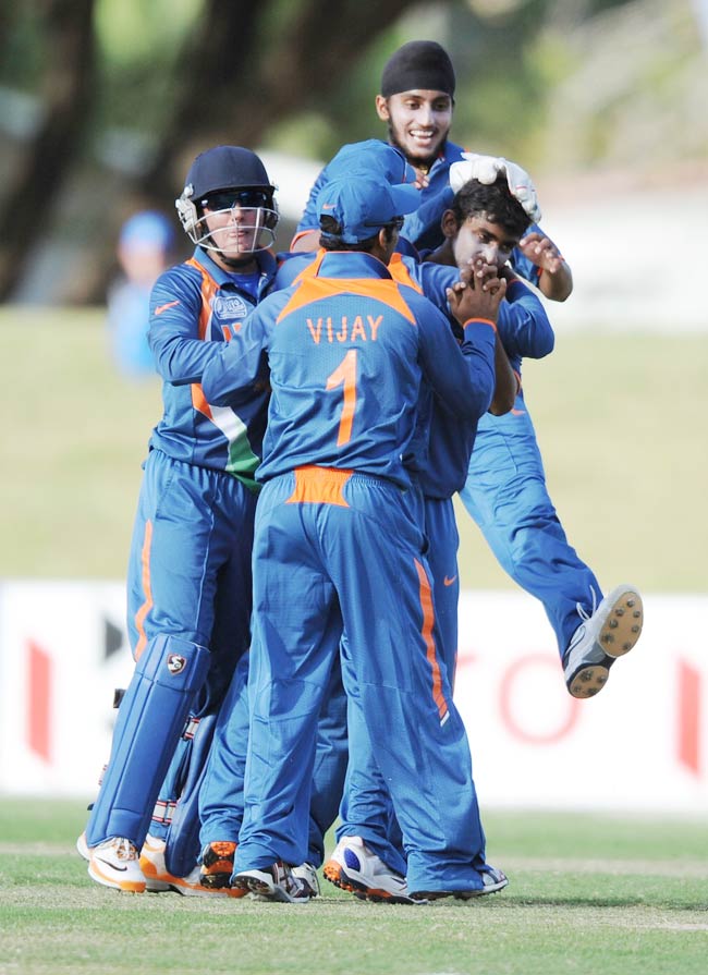 U-19 World Cup: फाइनल में टीम इंडिया  | पढ़ें