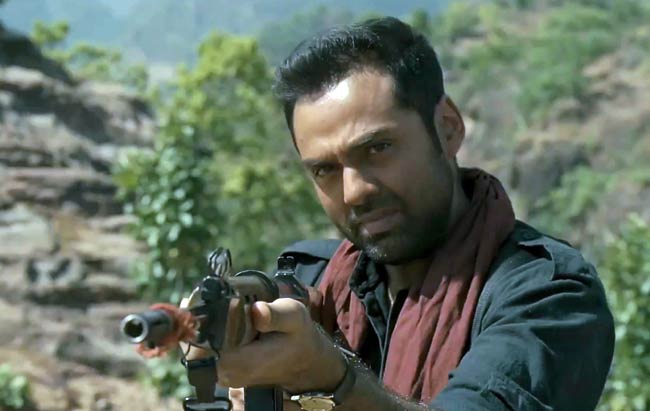 अर्जुन, अभय और मनोज की 'चक्रव्यूह' का फर्स्ट लुक