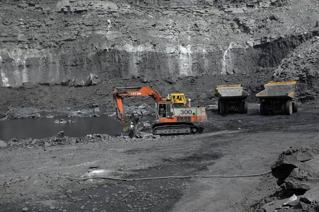 कोयला घोटाले से मनमोहन की बढ़ी मुश्किलें | क्‍या है CAG रिपोर्ट में