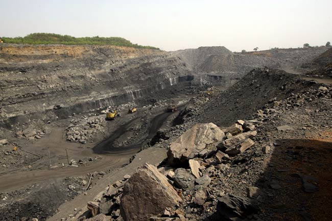 कोयला घोटाले से मनमोहन की बढ़ी मुश्किलें | क्‍या है CAG रिपोर्ट में