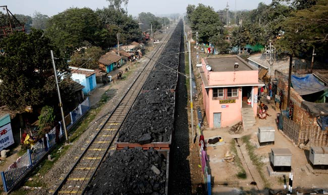 कोयला घोटाले से मनमोहन की बढ़ी मुश्किलें | क्‍या है CAG रिपोर्ट में