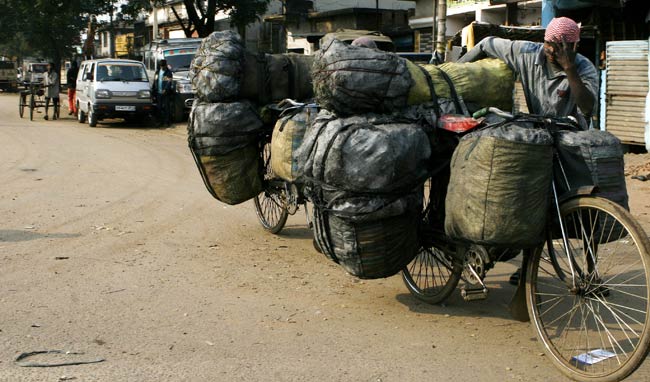 कोयला घोटाले से मनमोहन की बढ़ी मुश्किलें | क्‍या है CAG रिपोर्ट में