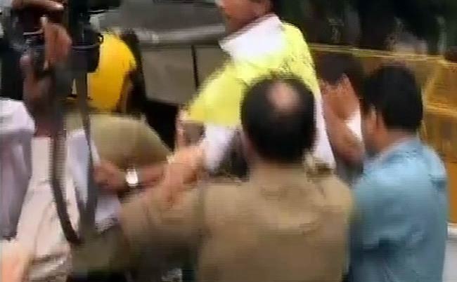 तस्वीरों में अरविंद केजरीवाल की 'कोयला' क्रांति | 25 तस्वीरें