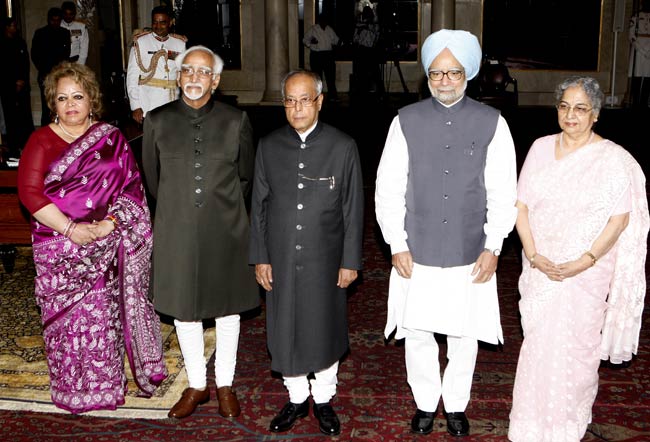 हामिद अंसारी ने ली उपराष्‍ट्रपति पद की शपथ