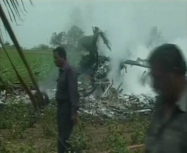 देखें एयरफोर्स के हेलीकॉप्‍टर कैसे हुए दुर्घटनाग्रस्‍त