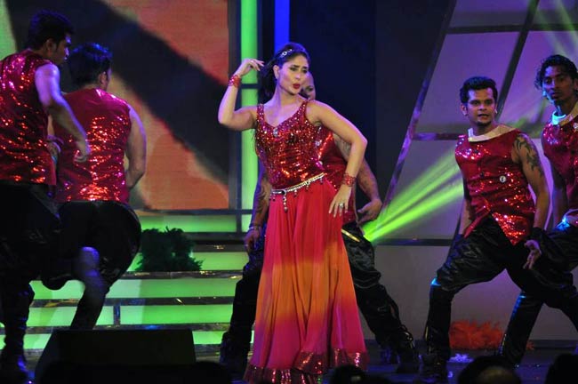 क्रेडाइ रियल स्‍टेट अवार्ड में बॉलीवुड सितारे | बॉलीवुड की परियां