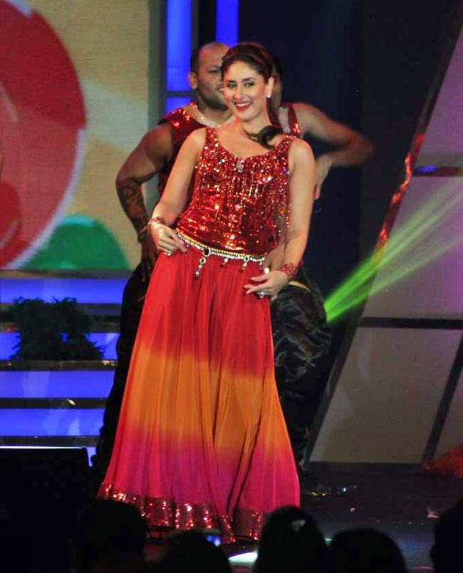 क्रेडाइ रियल स्‍टेट अवार्ड में बॉलीवुड सितारे | बॉलीवुड की परियां