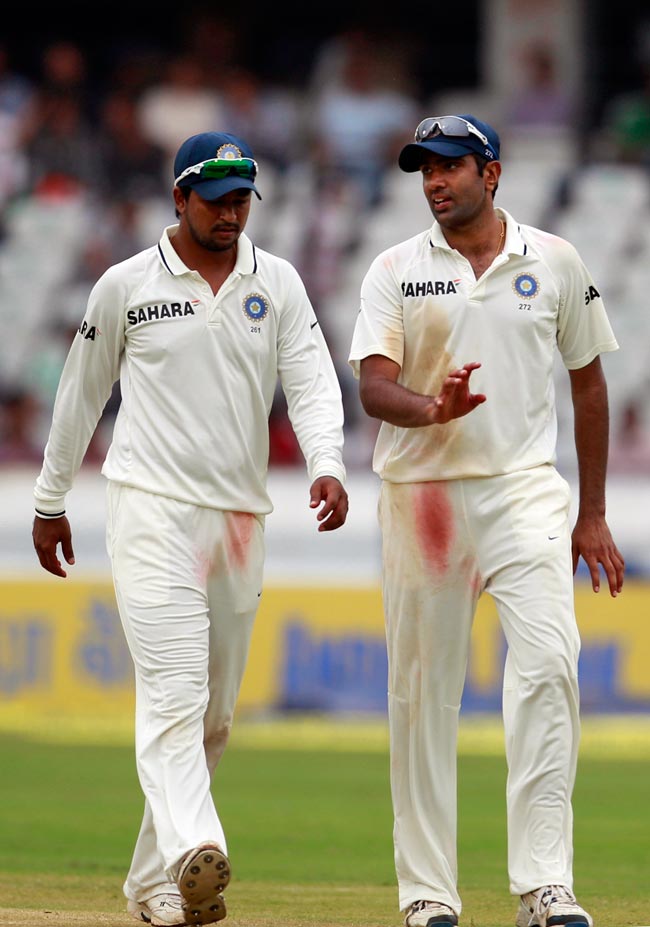 हैदराबाद टेस्ट में भारत ने न्यूजीलैंड को रौंदा | पढ़ें