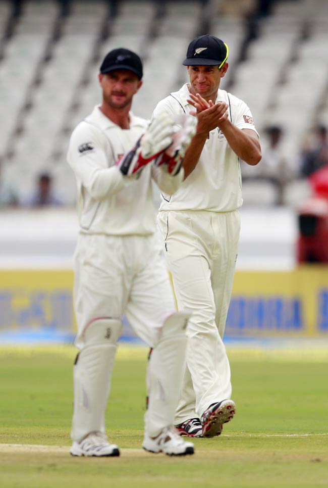 हैदराबाद टेस्ट Day-2: न्यूजीलैंड के खिलाफ भारत मजबूत